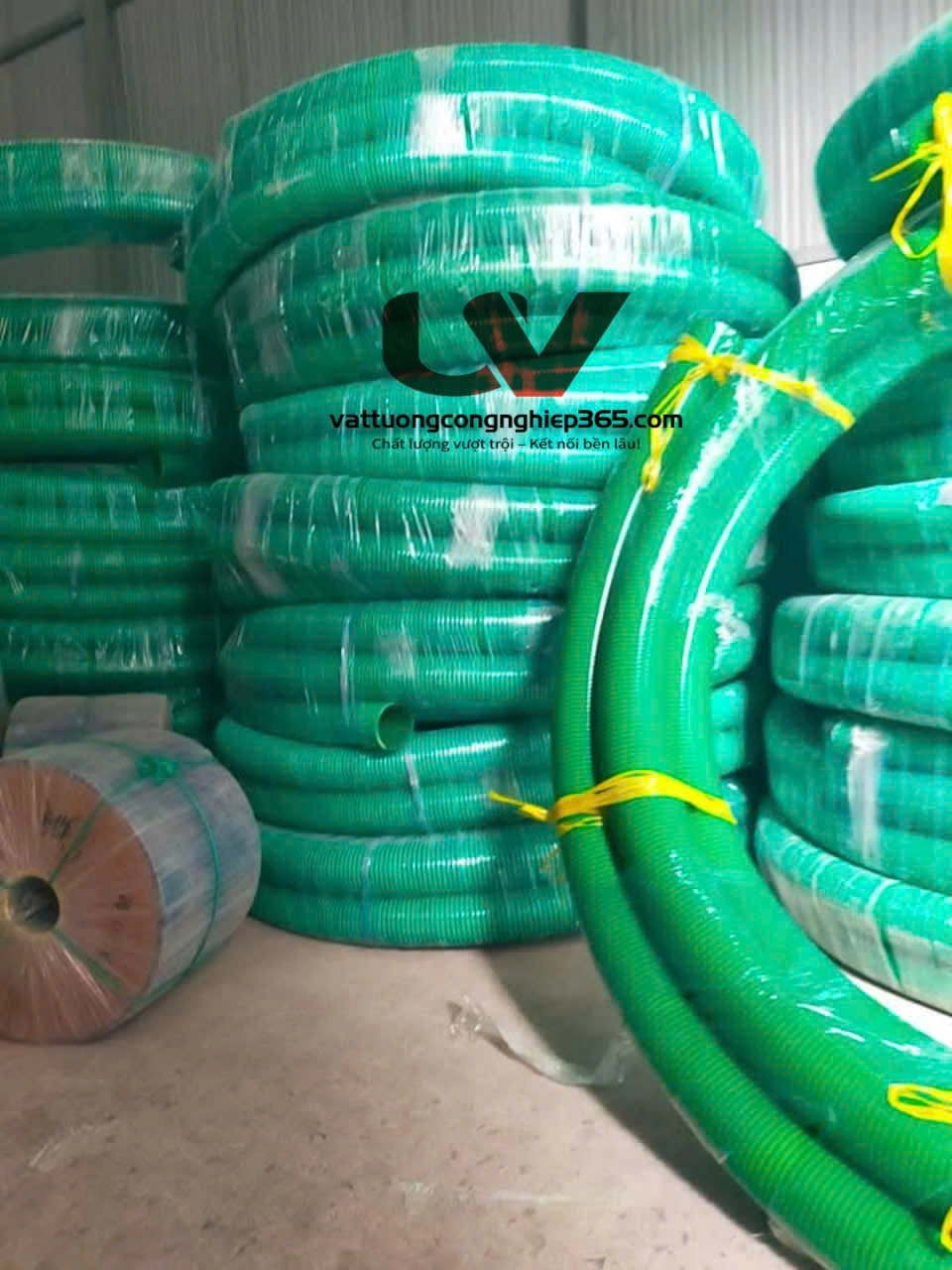 Mua ống gân xanh hút nước thải phi 168 uy tín