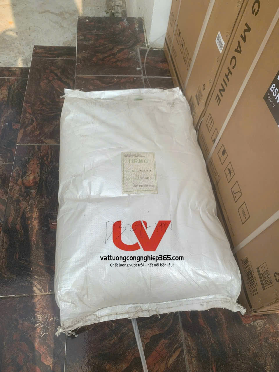 Cung cấp phụ gia trộn vữa dùng cho máy phun vữa trát tường nhập khẩu