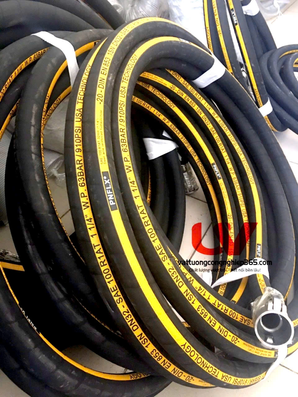 Cung cấp dây dẫn vữa dùng cho máy phun vữa trát tường