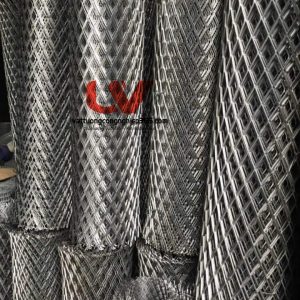 Địa chỉ mua lưới dập giãn 3ly ô 38x76 làm sàn thao tác