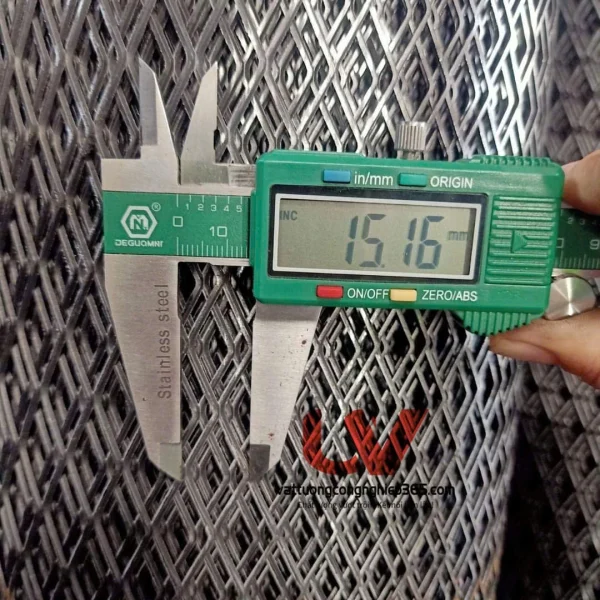 Địa chỉ cung cấp lưới kéo giãn 1.5ly ô lưới 15x30mm
