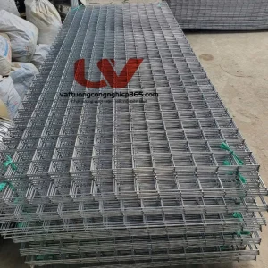 Sản xuất lưới sắt hàn 4ly ô 50x50 dạng tấm, cuộn