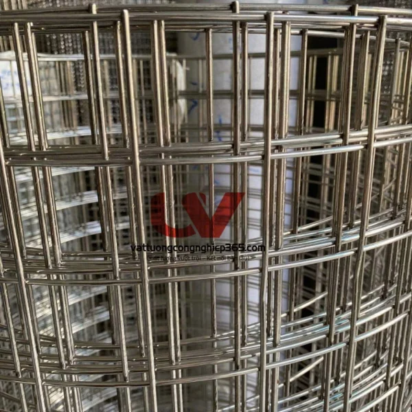 Mua lưới sắt hàn mạ kẽm 3lyx50x50 dài 20m