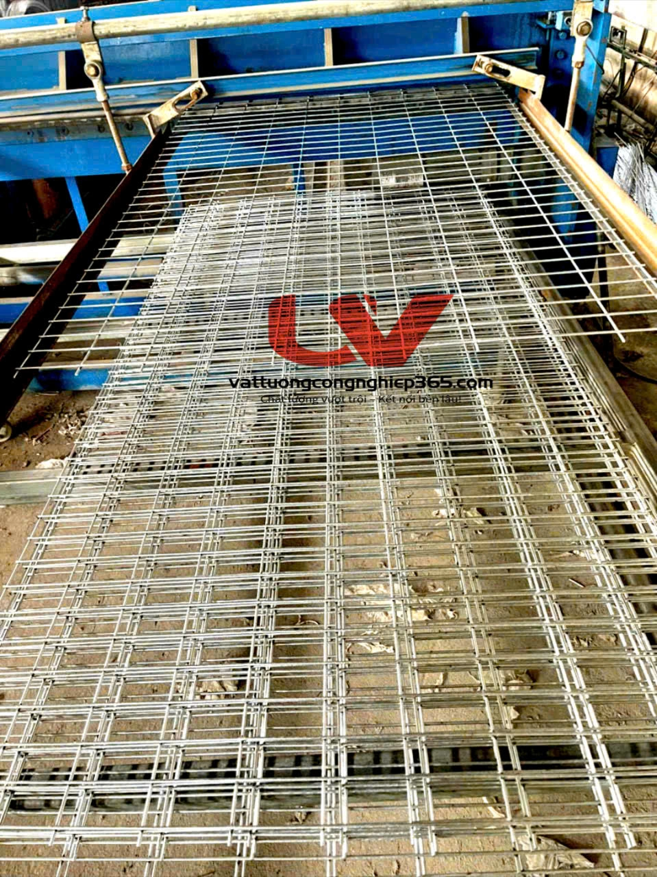 https://vattuongcongnghiep365.com/san-pham/luoi-thep-han-d3-o-100x100-10cmx10cm-kho-1mx30m-co-san Sản xuất lưới hàn 3lyx100x100