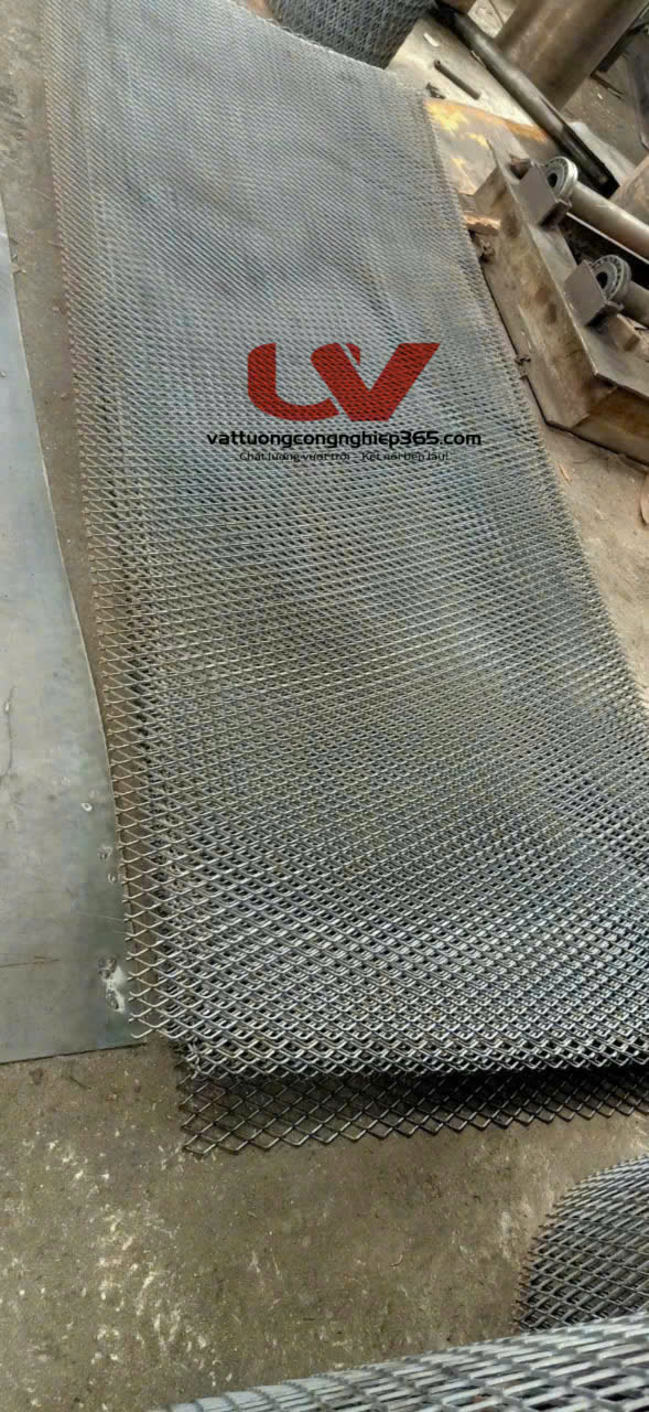 Địa chỉ cung cấp lưới trám 3ly ô 38x76 uy tín