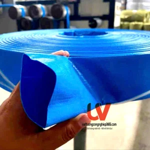 Ống bạt cốt dù phi 100mm là loại ống được làm từ nhựa PVC dẻo và bền, gia cố bằng sợi polyester (cốt dù) để tăng cường độ bền và khả năng chịu áp lực