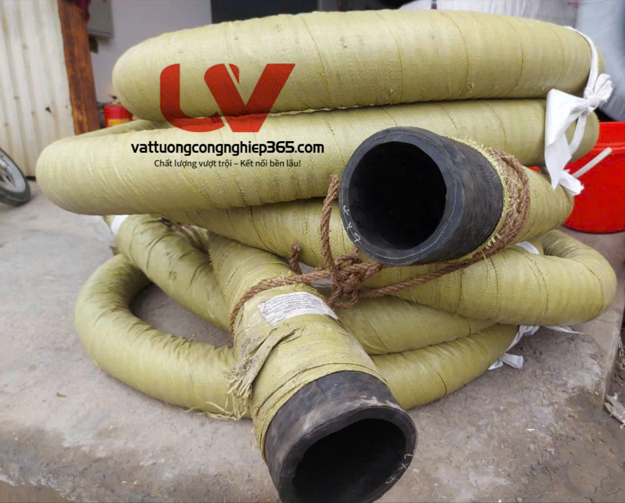Ống bơm xi phi 114 cho nhà máy sản xuất xi măng, dùng cho các trạm trộn bê tông