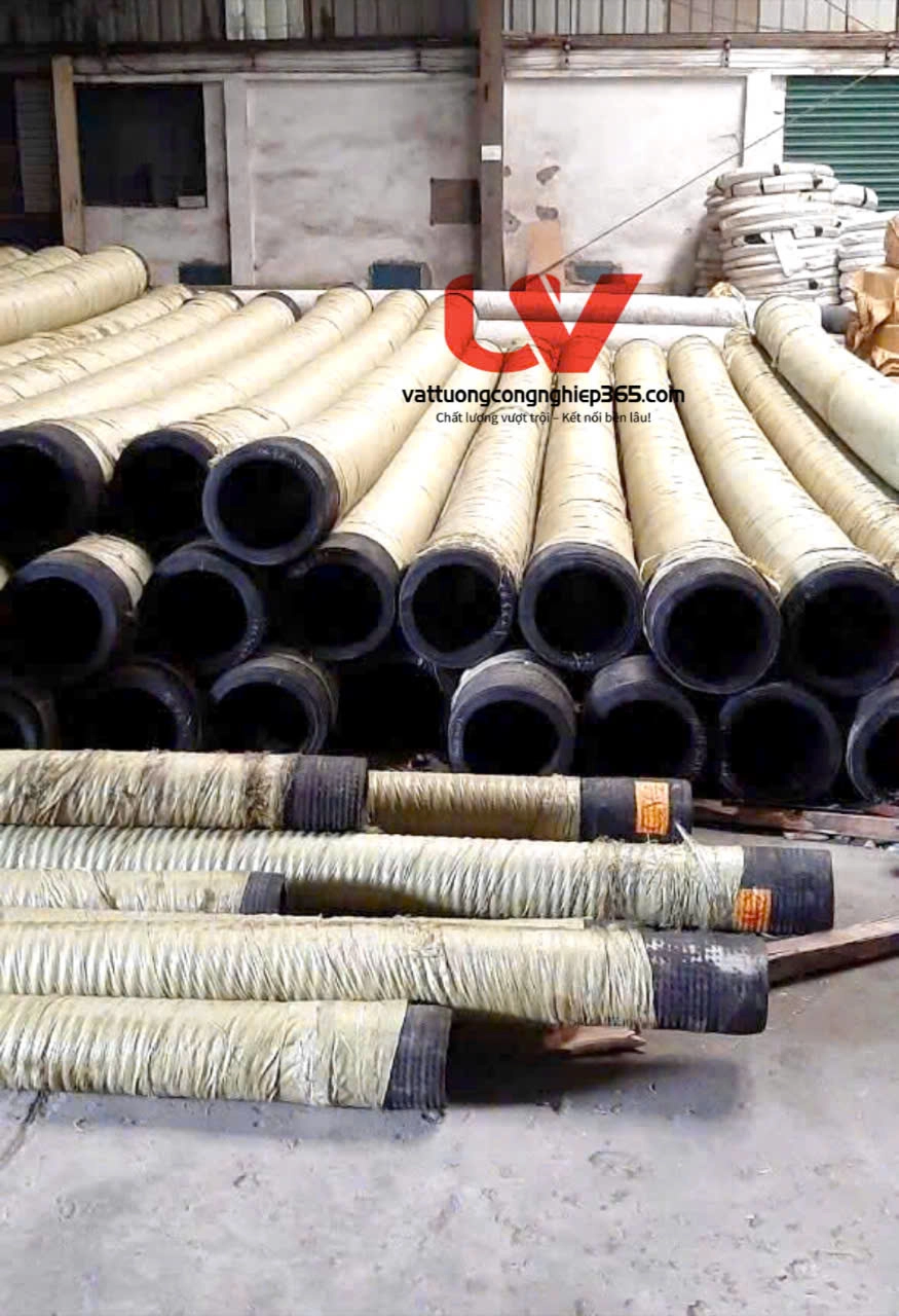 Ống cao su bố thép 325 chuyên dùng cho các tàu thuyền hút cát, bùn, Dùng cho các nhà máy sản xuất bê tông, xi măng, trạm bơm