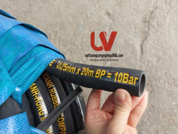 Phân phối Ống bơm nước cao su bố vải phi 25