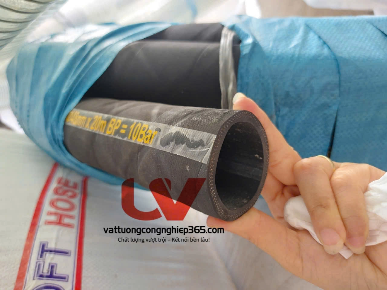 Phân phối ống cao su D48 chịu áp, chịu mài mòn 