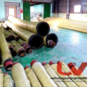 Ống cao su hút cát phi 250 có gắn 2 đầu sắt