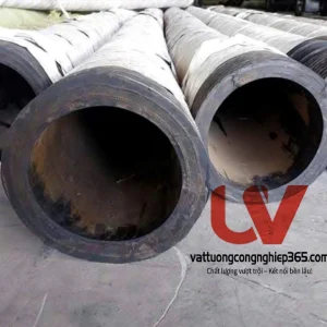 Ống cao su lõi thép phi 273 đươc dùng cho các tàu thuyền, xà lan, các nhà máy xi măng, trạm trộn bê tông