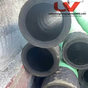 Ống rồng 150 hút nước, bùn, cát, sỏi. Ống cao su lõi thép 150 hút cát sỏi