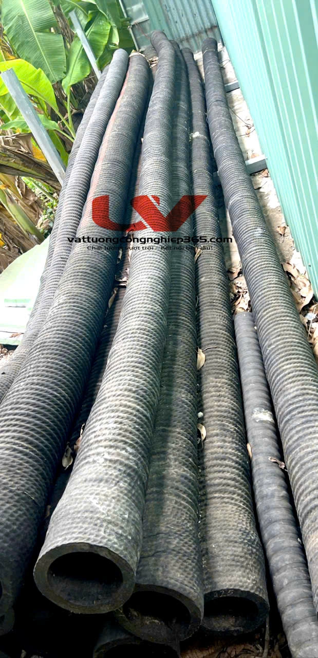 https://vattuongcongnghiep365.com/san-pham/ong-cao-su-hut-cat-d150-6-inch-ong-rong-hut-cat-soi-phi-150 Phân phối ống cao su hút nước phi 76