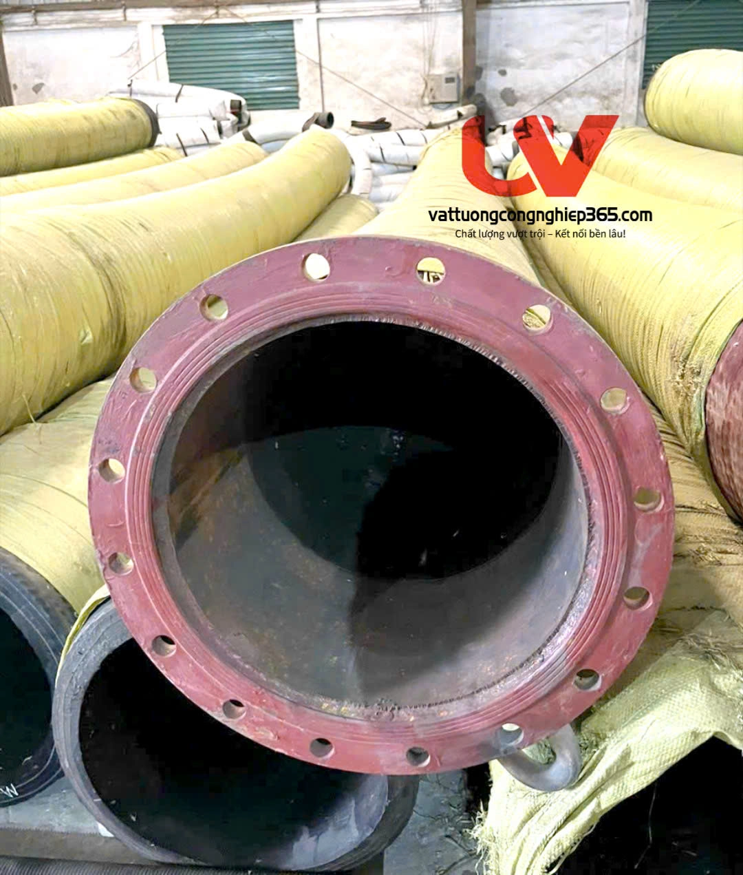 Ống cao su lõi thép phi 220 chuyên dùng hút cát, hút bùn , hút nước. nạo vét kênh mương