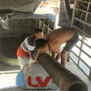 Ống cao su lõi thép bơm hút cát phi 200 lắp cho thuyền hút cát