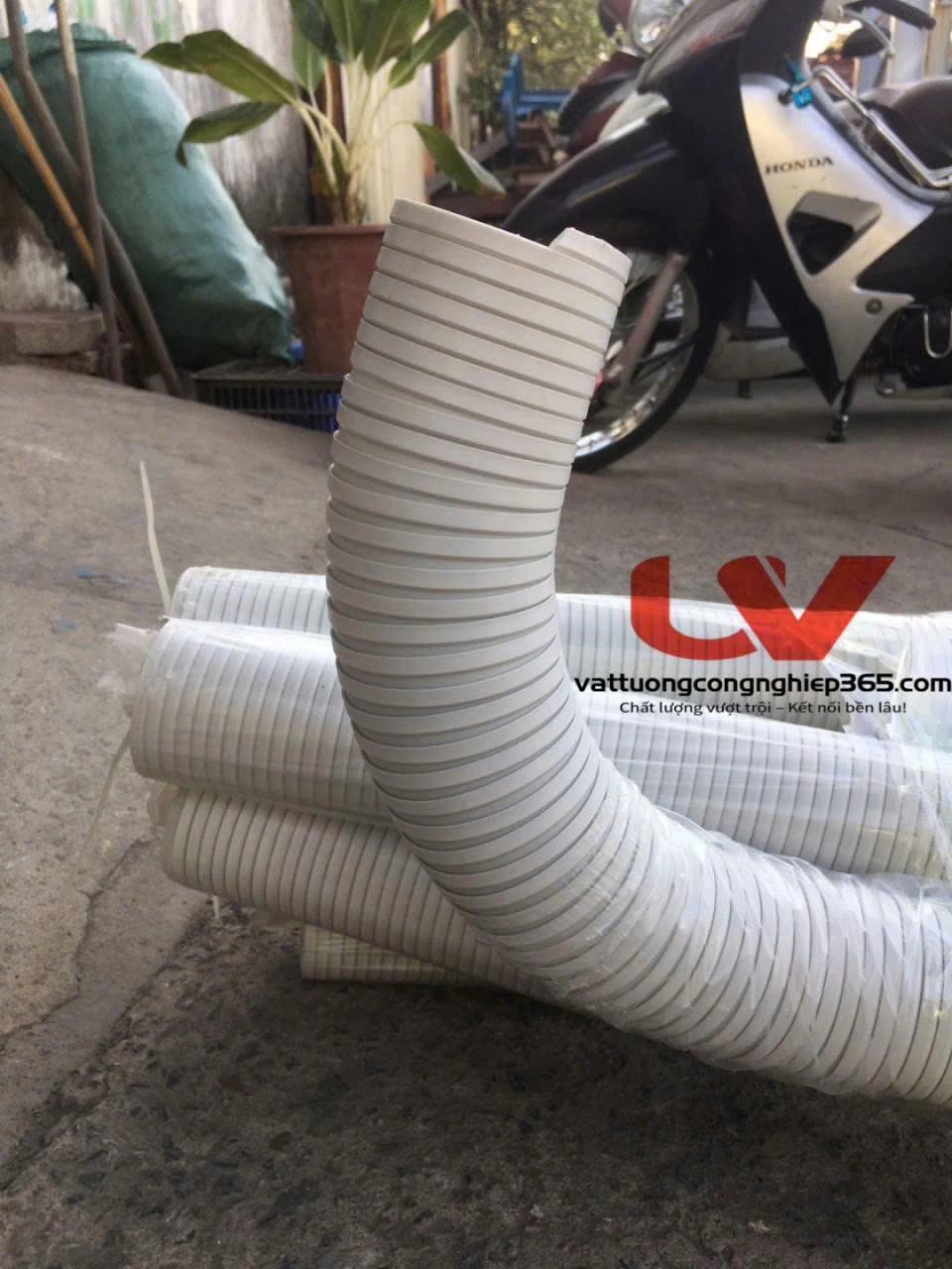 Cung cấp ống dẫn gió lạnh điều hòa di động phi 200 uy tín