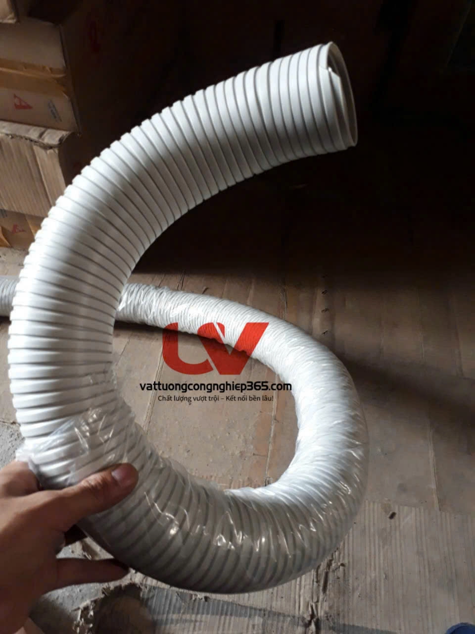 Mua ống dẫn gió lạnh lắp quạt điều hòa di động uy tín