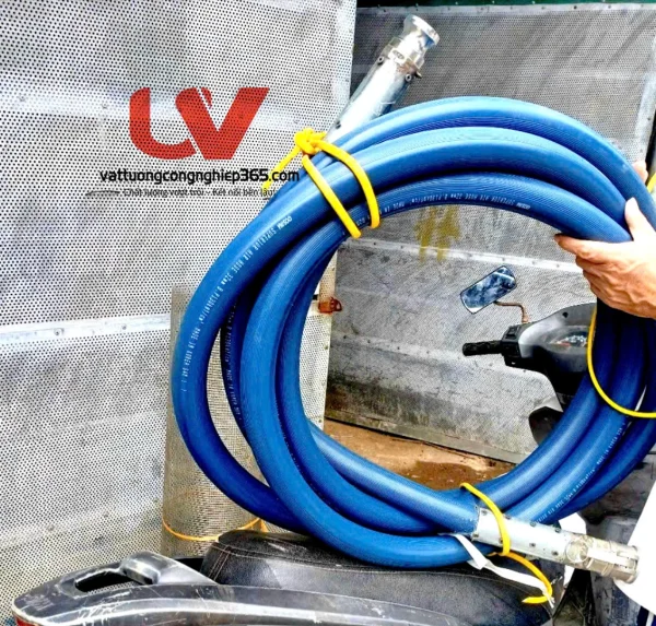 Phân phối ống dây máy phun vữa trát tường phi 32 tại Hà Nội