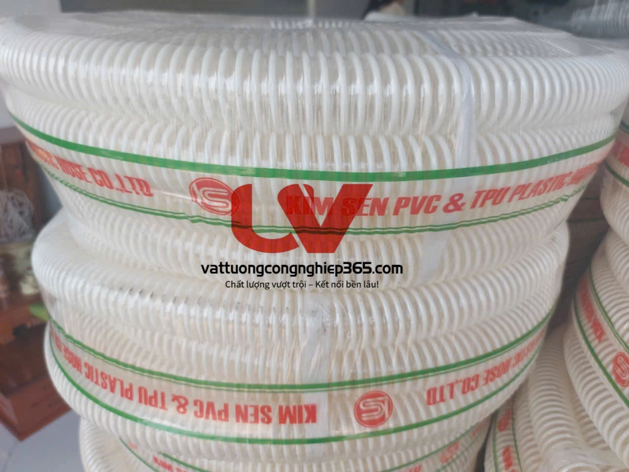 Cung cấp ống gân nhựa hút hạt nhựa phi 60 ngay ở đây