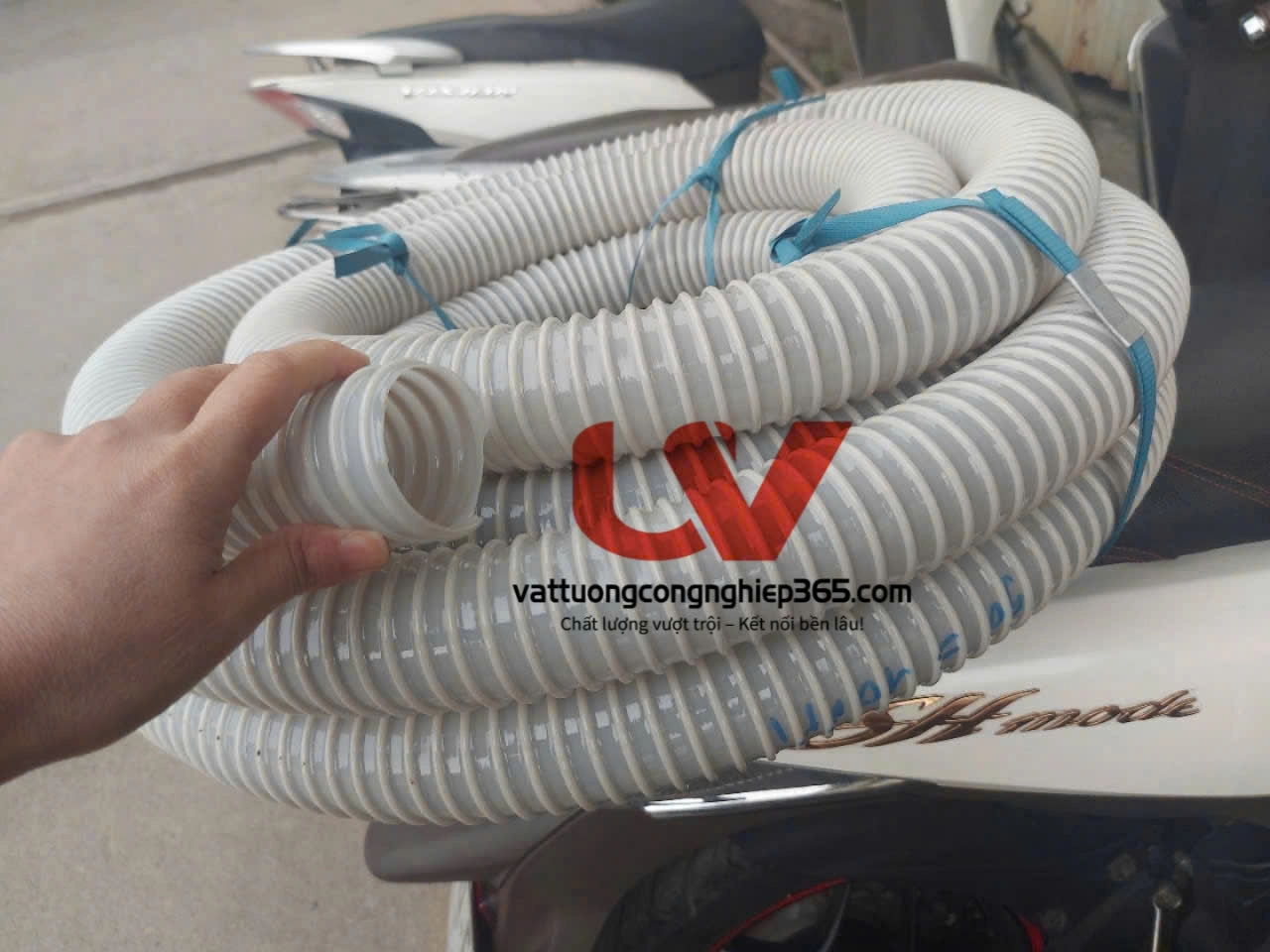 Địa chỉ bán ống gân nhựa mềm hút bụi phi 50 uy tín