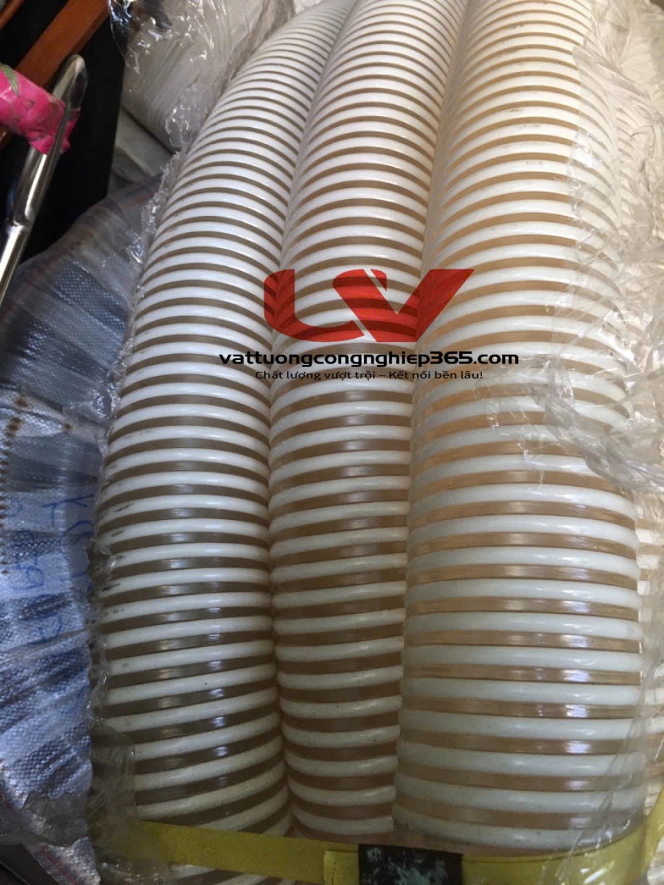 Địa chỉ bán ống gân nhựa trắng phi 76 uy tín
