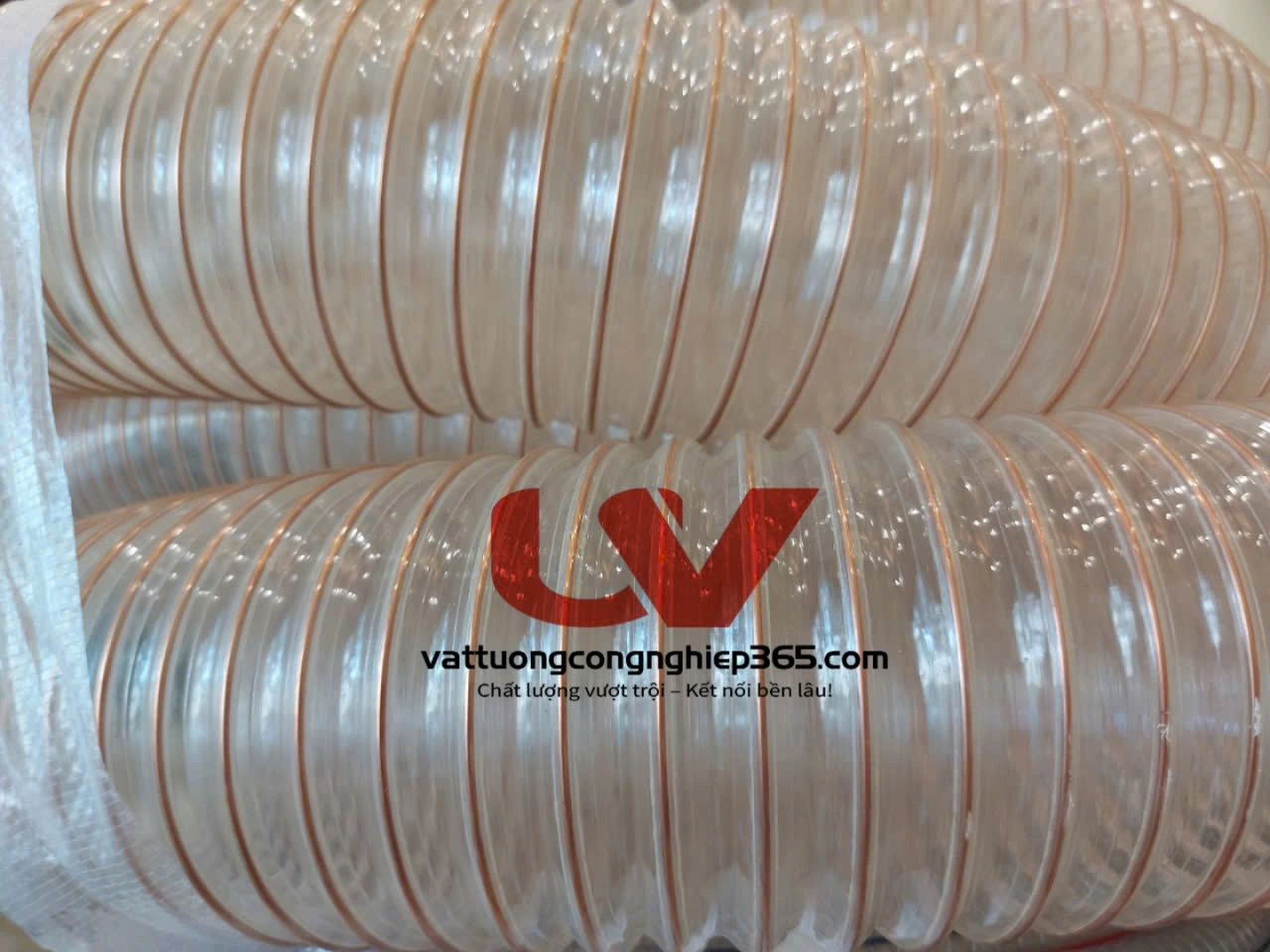 Nơi bán ống hút bụi gân nhựa phi 40 uy tín