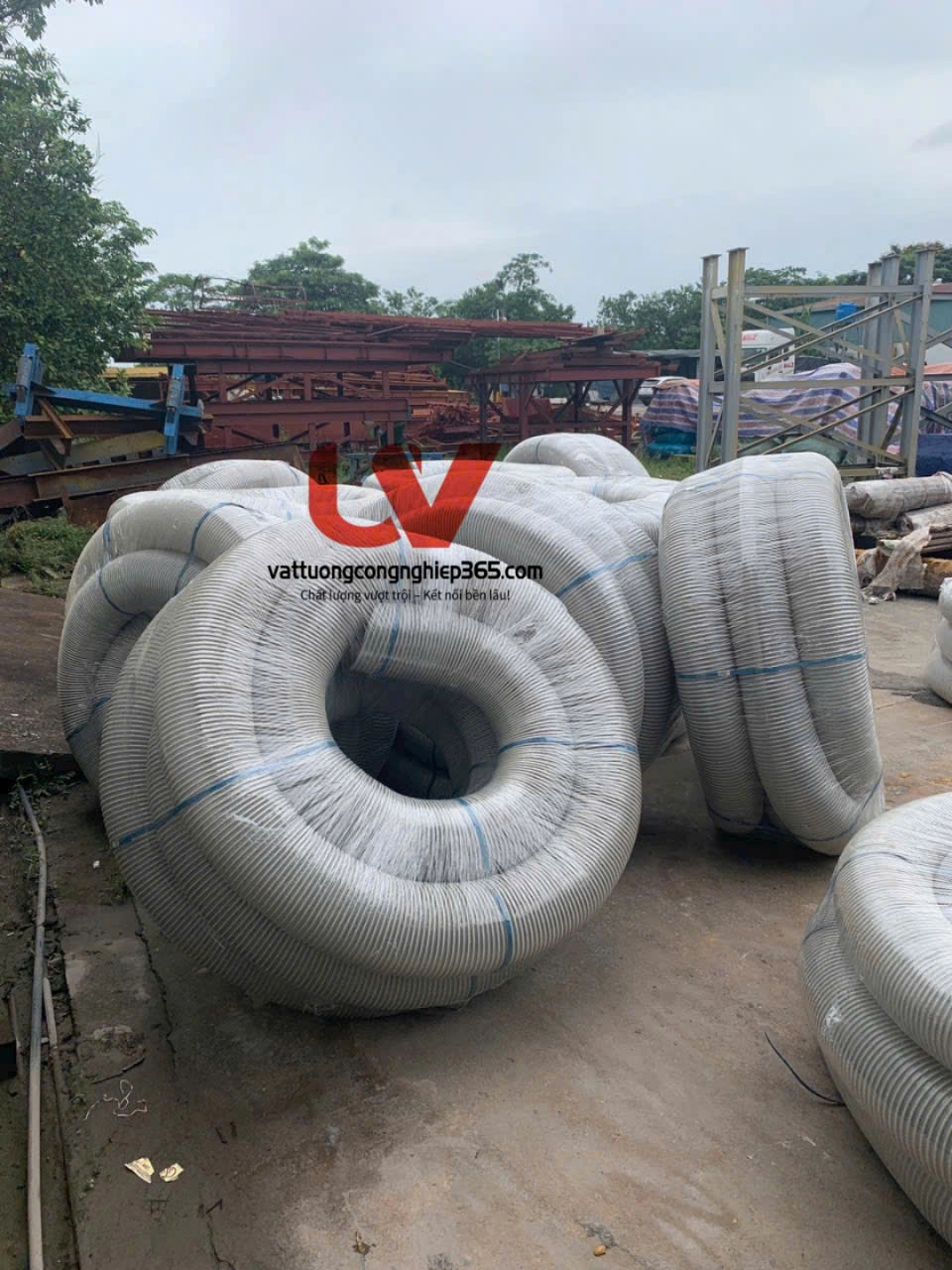 Cung cấp ống gân nhựa xoắn hút bụi giấy, bụi gỗ