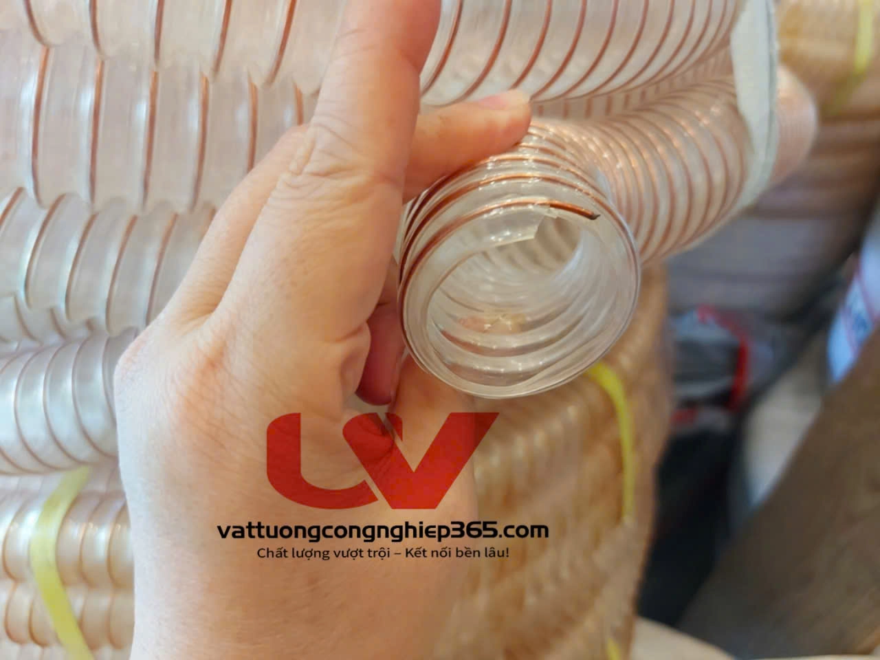 Phân phối ống hút bụi nhựa pu phi 32 tại Hồ Chí Minh