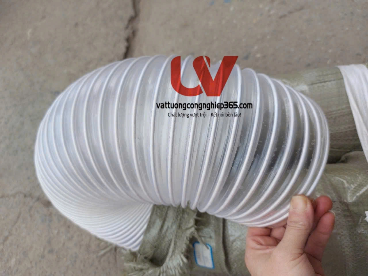 Tổng kho ống hút bụi lõi thép phi 100 tại Hà Nội, HCM