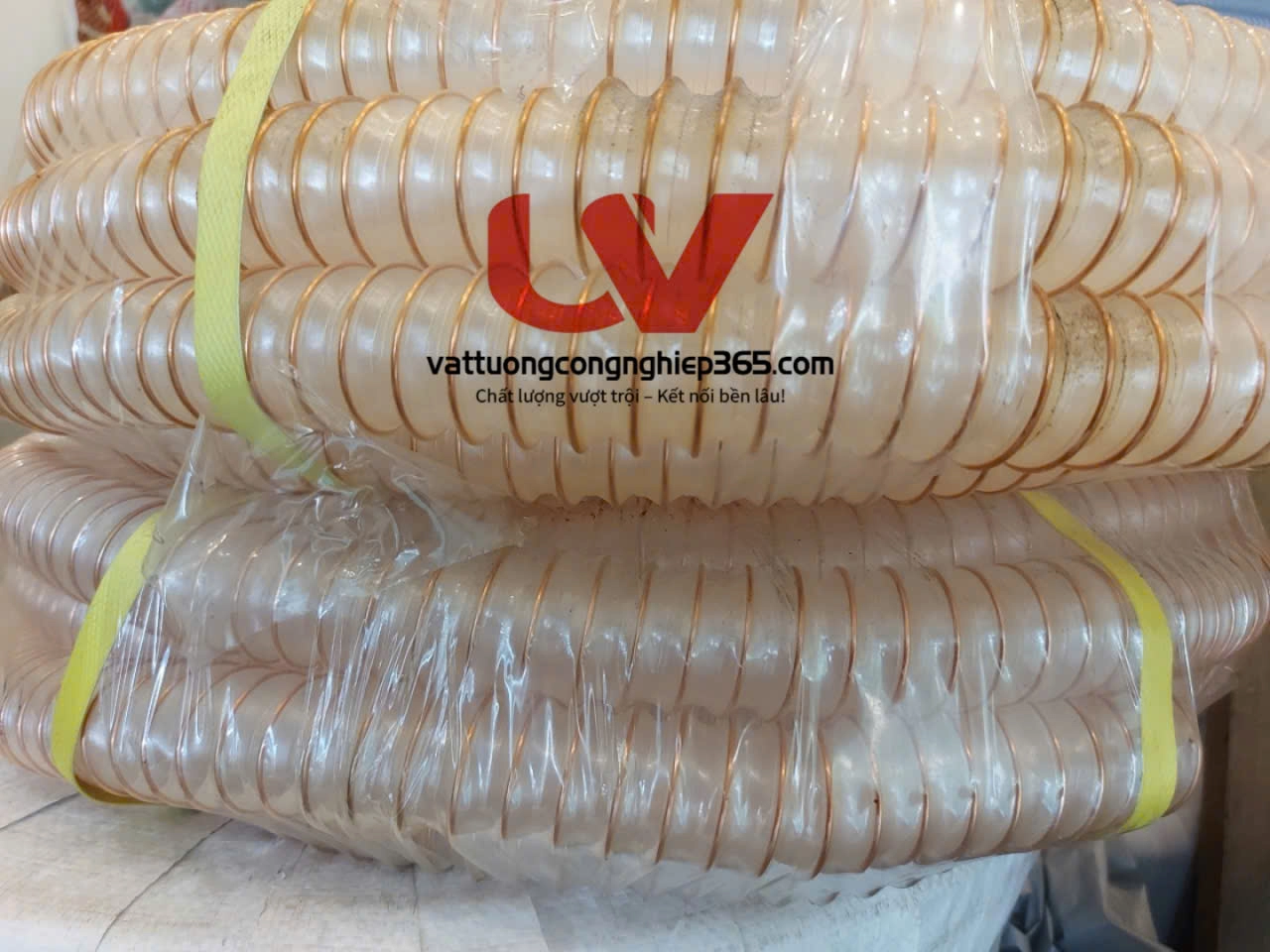 Địa chỉ cung cấp ống hút bụi pu lõi đồng phi 25mm uy tín