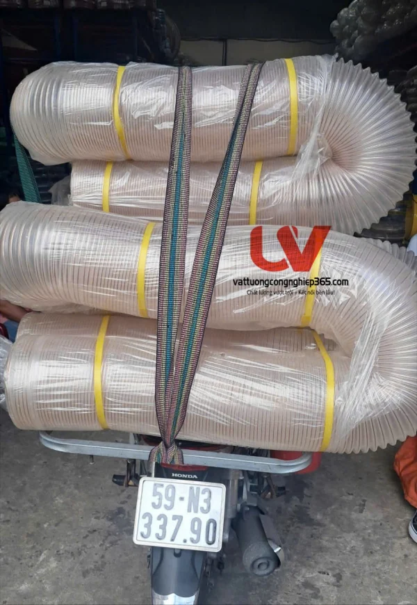 Ống hút bụi Pu lõi đồng phi 350 dùng hút bụi gỗ, bụi vải, bụi giấy.