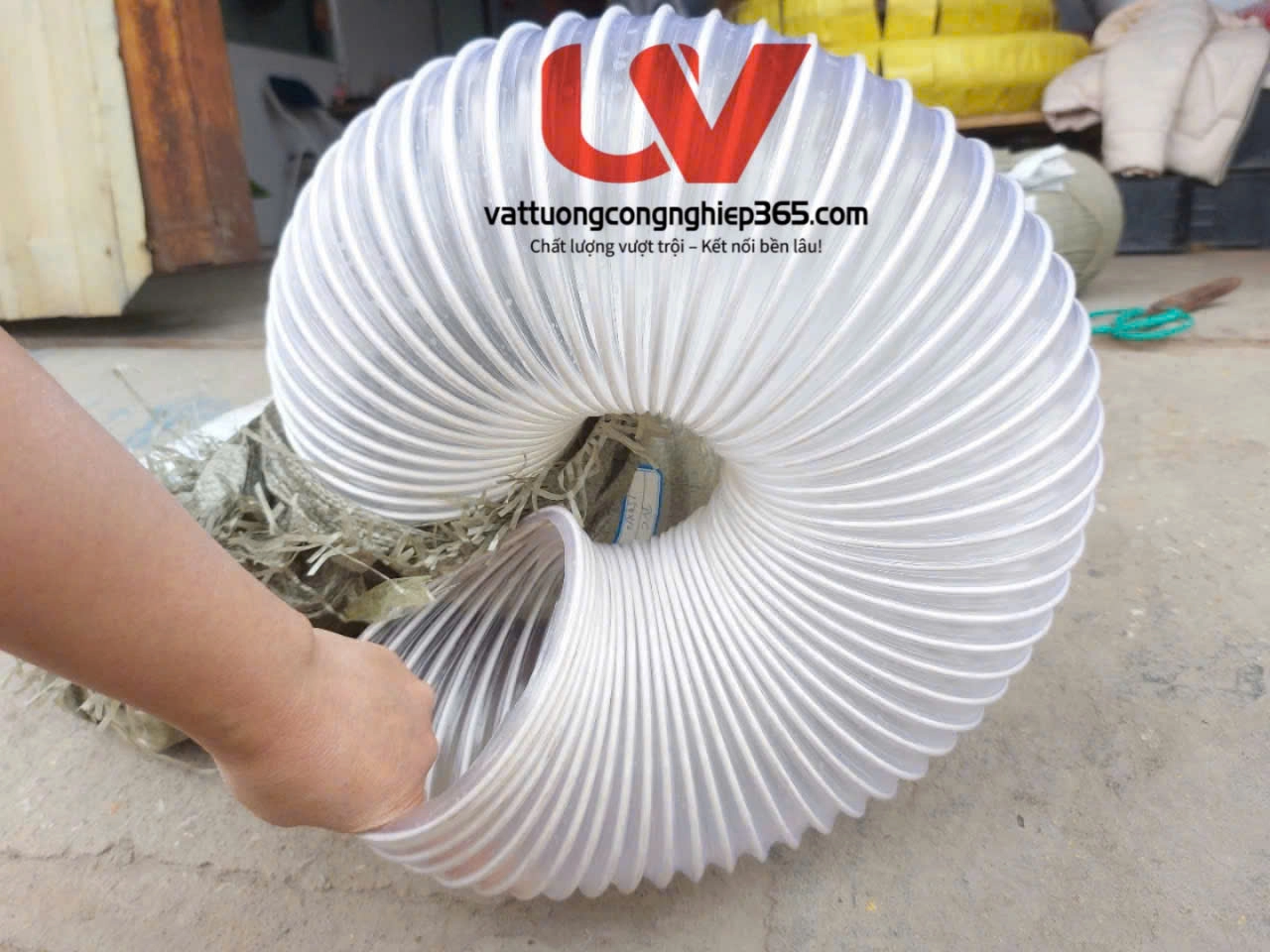 Phân phối ống hút bụi xi măng phi 114 giá rẻ