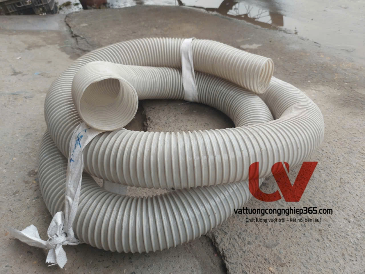 Địa chỉ cung cấp ống mềm hút mùi phòng sơn uy tín