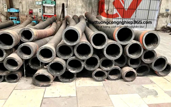 Sản xuất ống cao su lõi thép phi 76 hút nước