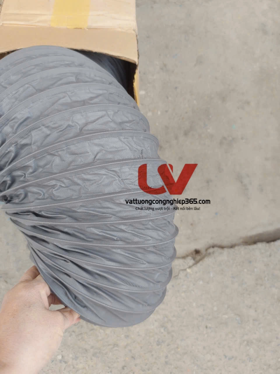 Cung cấp ống gió mềm vải D125 lắp quạt hút mùi bếp