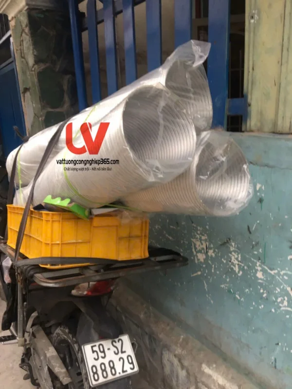 Phân phối ống nhôm nhún D300 thoát khói bếp công nghiệp