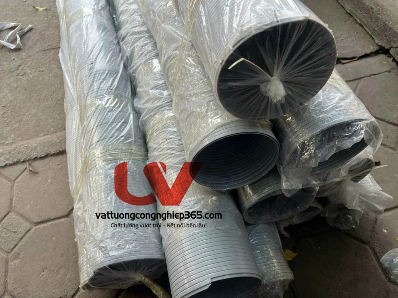 Mua ống nhựa định hình D200 lắp quạt điều hòa di động, máy làm mát điểm