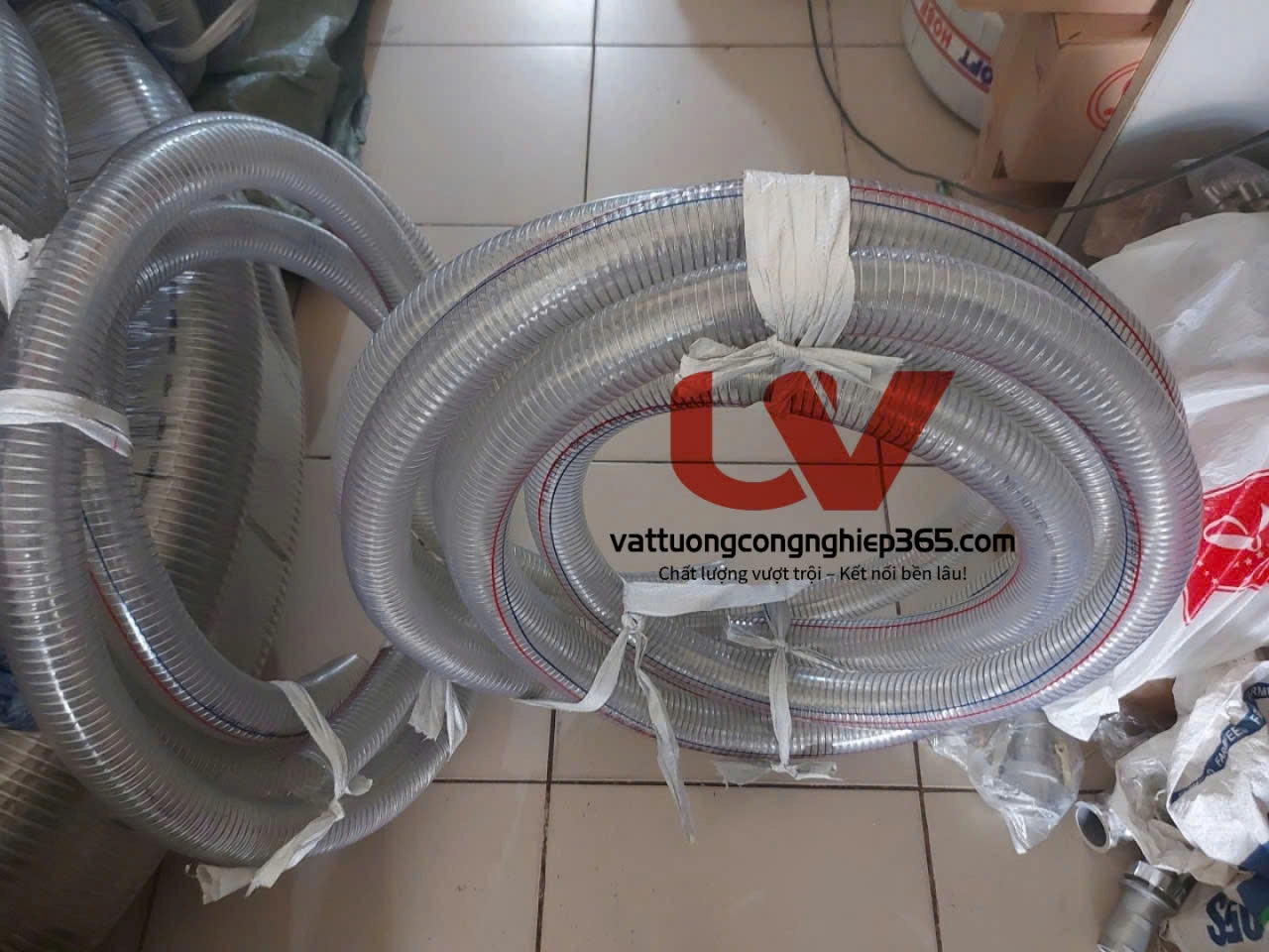 Nơi bán ống nhựa mềm gân kẽm hút nước phi 65 chính hãng