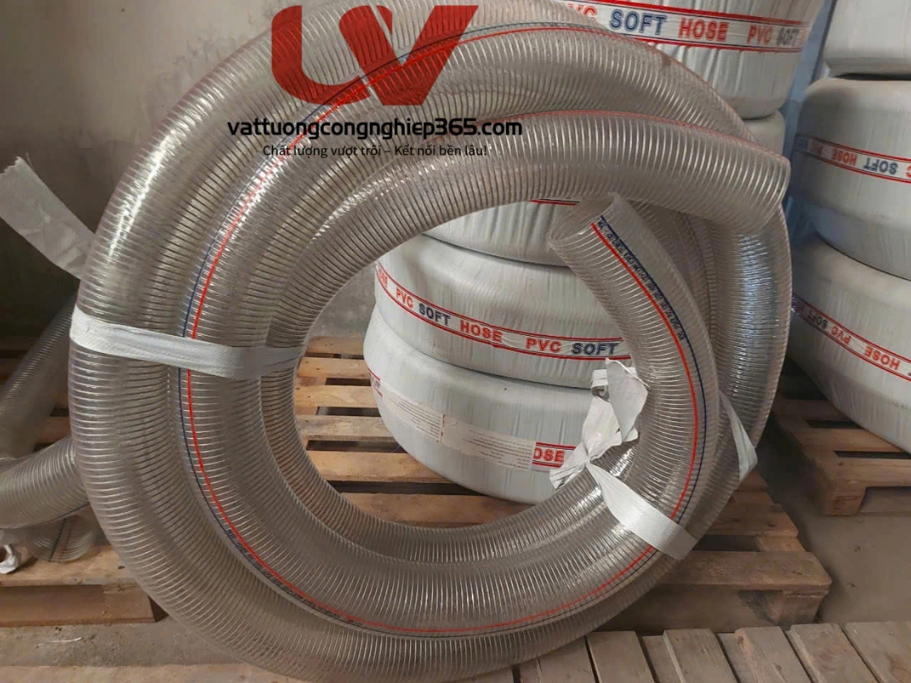 Cung cấp ống nhựa gân kẽm phi 90 dẫn nước, xăng dầu, hóa chất