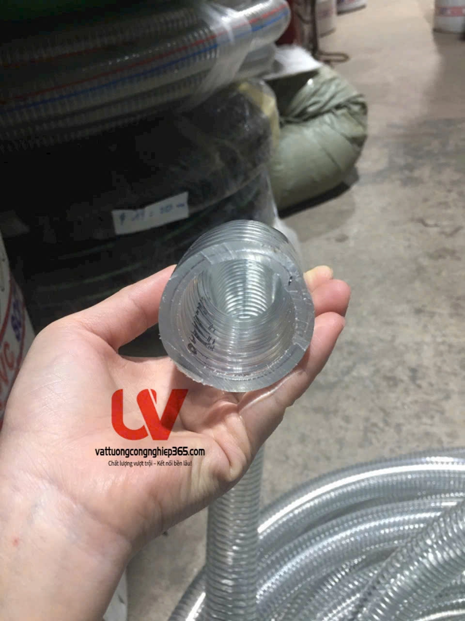 Nơi bán ống nhựa loixi kẽm phi 38 chịu nhiệt độ cao tới 160oC