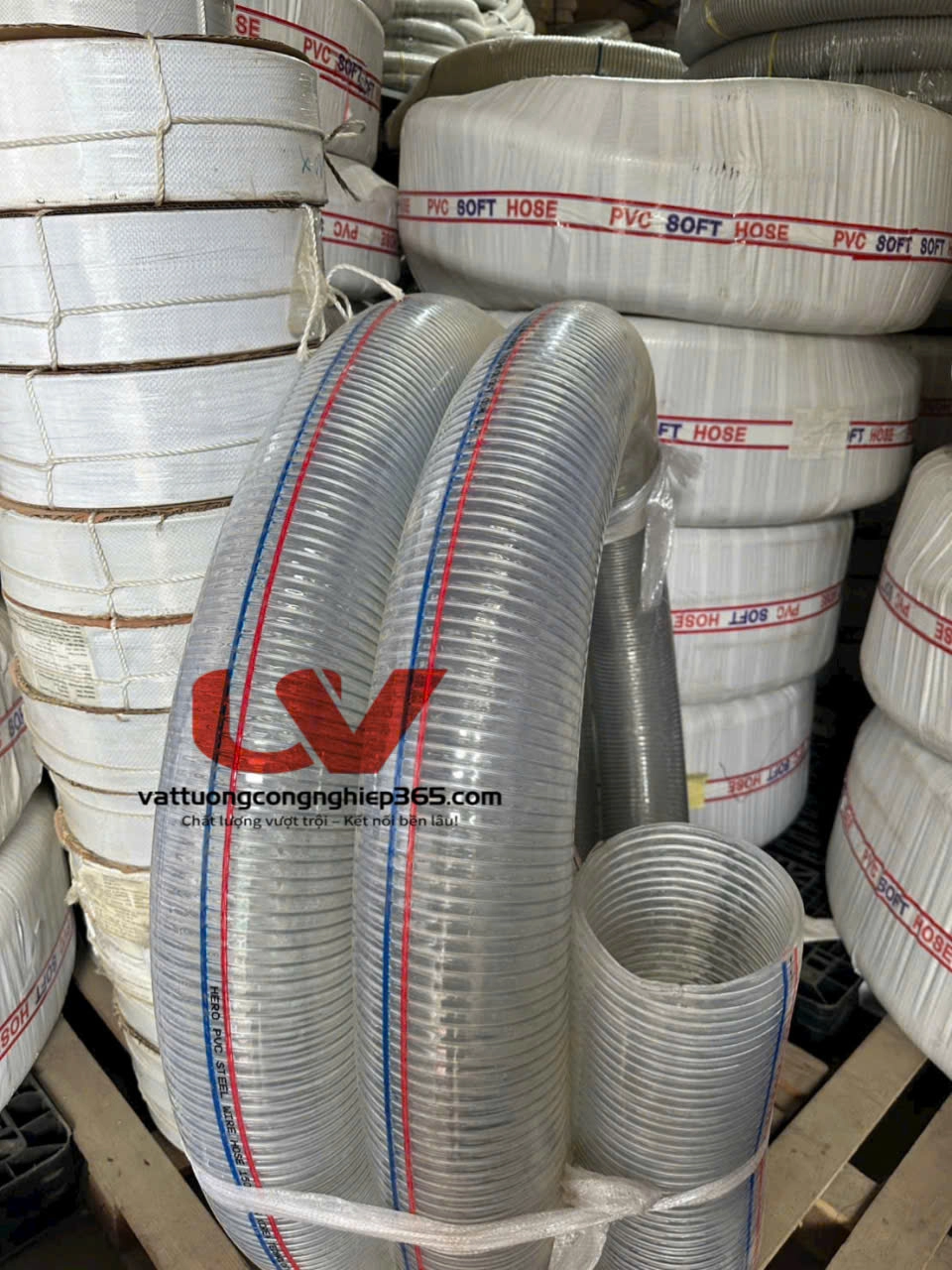Mua ống nhựa lõi thép dẫn xăng dầu uy tín