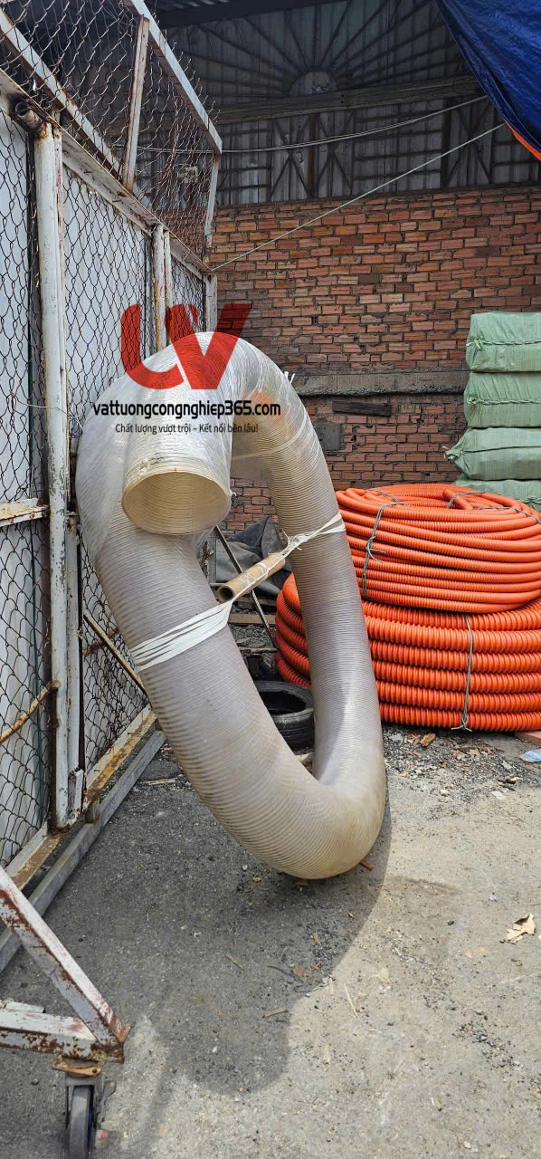 Phân phối ống nhựa mềm lõi thép phi 100 chịu áp lực cao