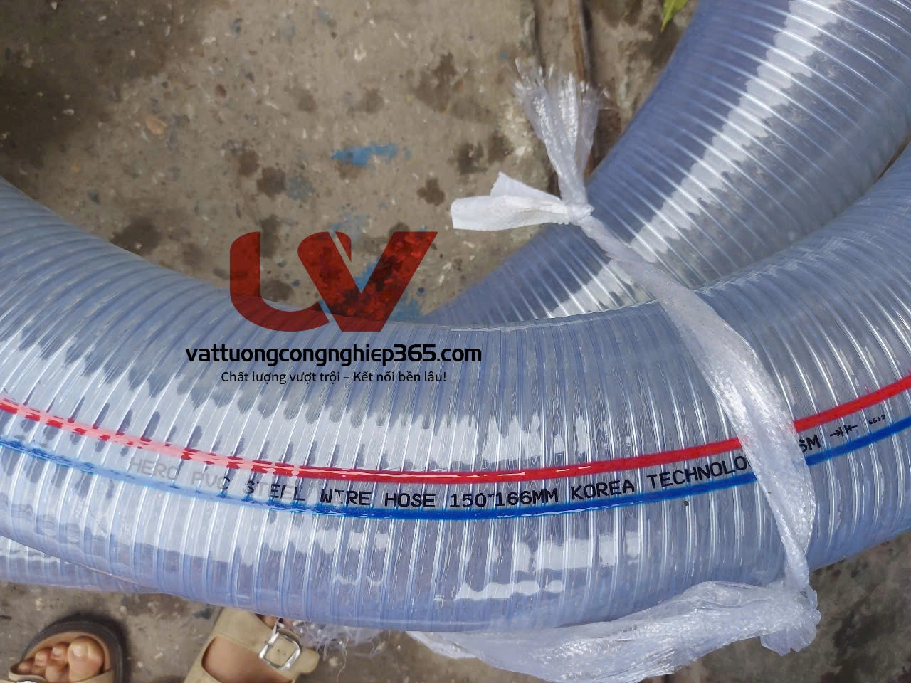 Phân phối ống nhựa lõi thép D150 dẫn hạt điều