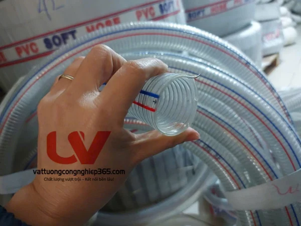 Phân phối ống nhựa mềm lõi thép phi 32 dẫn xăng dầu