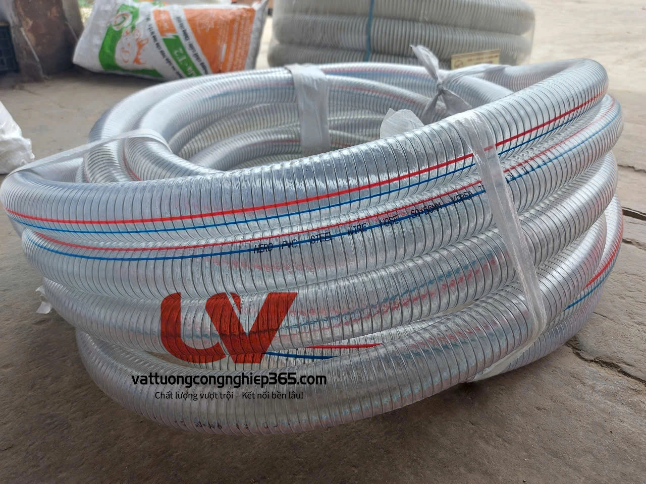 Địa chỉ cung cấp ống nhựa mềm lõi thép phi 38 uy tín