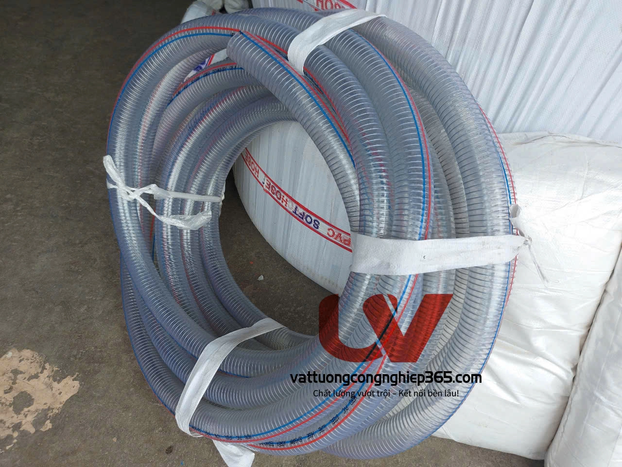 Địa chỉ cung cấp ống nhựa mềm lõi thép phi 42 uy tín