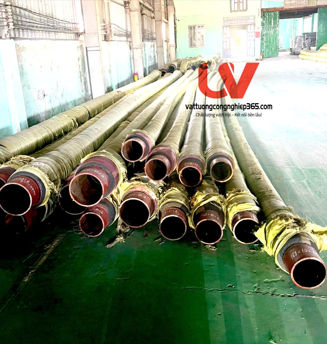 Ống rồng hút cát phi 168 loại 2 kẽm gắn 2 đầu sắt