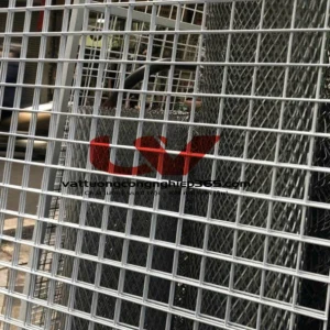 Sản xuất lưới sắt hàn dạng tấm 4ly ô lưới 50x50 uy tín