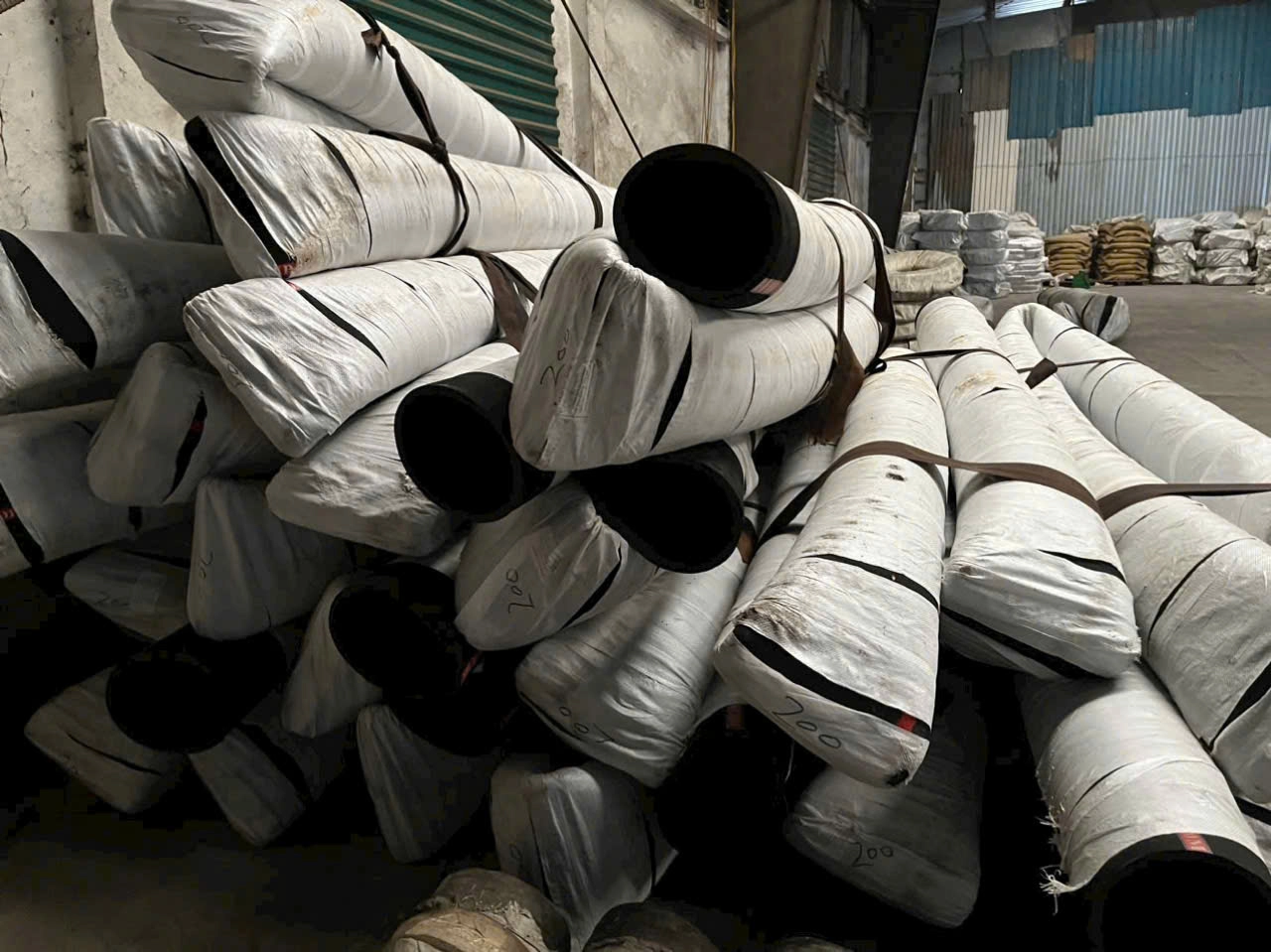 Địa chỉ bán ống bố cao su xả cát phi 300 tại Hồ Chí Minh